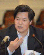 <b>年出栏500头以上的生猪养殖场约24</b>